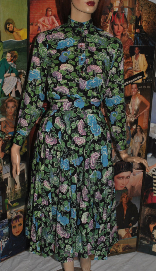 Green Floral Wool set from Juliet Dunn